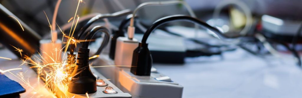 Why DIY Electrical Repairs Can Be Dangerous During Emergencies_thumb